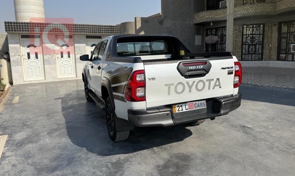 تويوتا هايلوكس